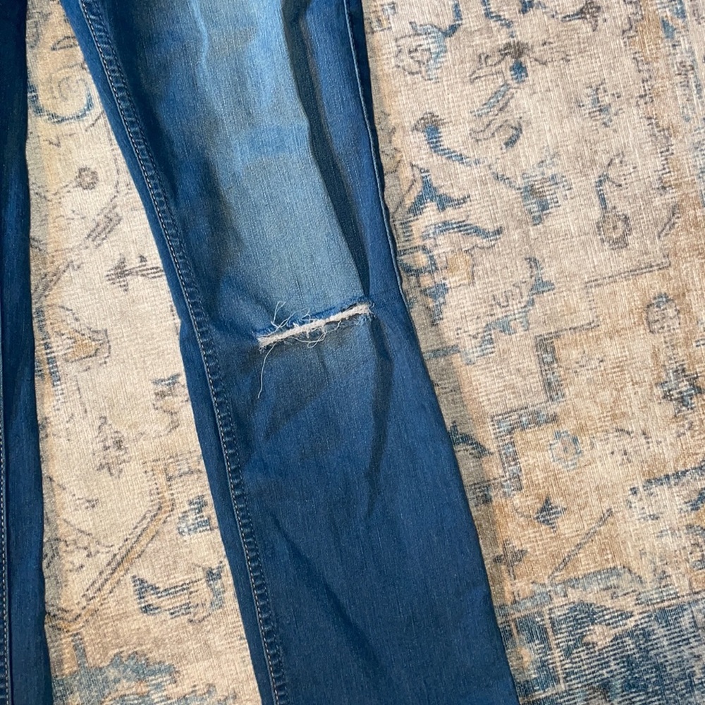 Hollister Distressed Straight Jeans - Picture 3 of 4